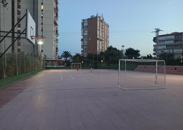 アパート En 1ª Linea Con Piscina *