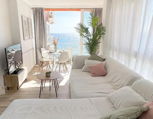 En 1ª Linea Con Piscina アパート