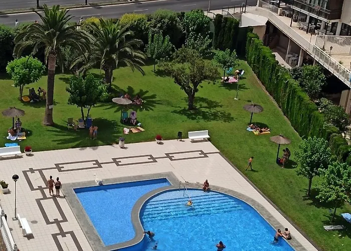 アパート En 1ª Linea Con Piscina