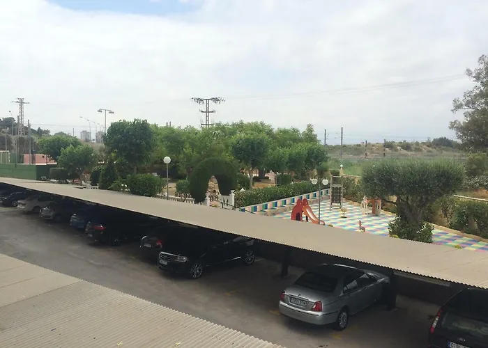 アパート En 1ª Linea Con Piscina